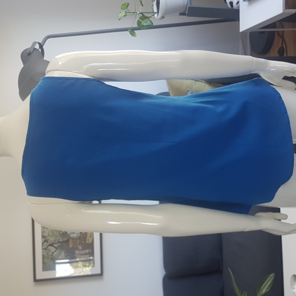 Le Chateau Royal Blue Flowy Tank Top - Picture 4 of 4